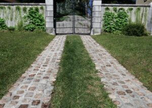 Allée en pavés de fontainebleau carrossables
