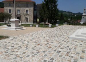 Pavés en grès de fontainebleau beige