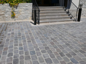 Matériaux anciens_Pavés de Paris dessus scié
