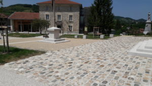 Pavés de Fontainebleau pour place