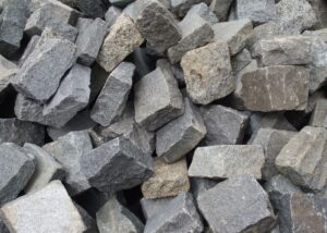 Roche granit gris et jaune