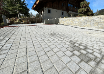 Pavés carrossables neufs en granit gris